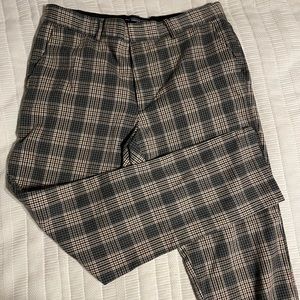 Forever 21 plaid pants. US Size 32. Length fits a bit cropped.